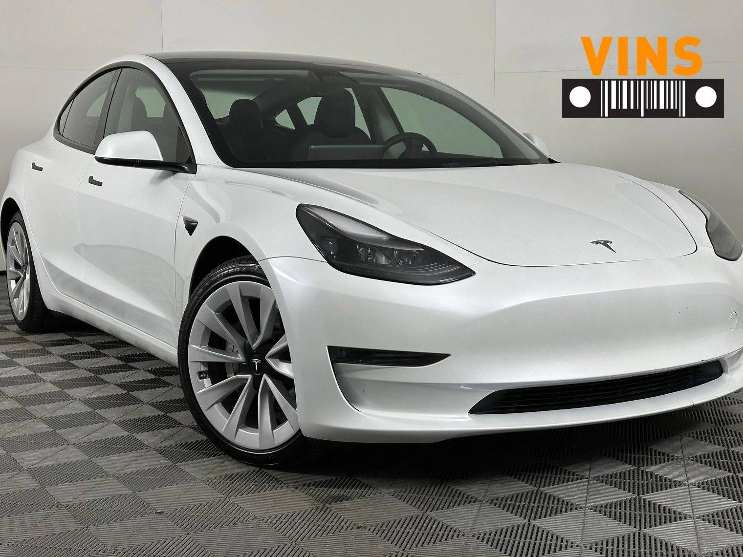 TESLA MODEL 3 2023 5YJ3E1EB0PF386381 image